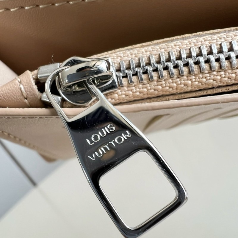 Lv Long Wallet