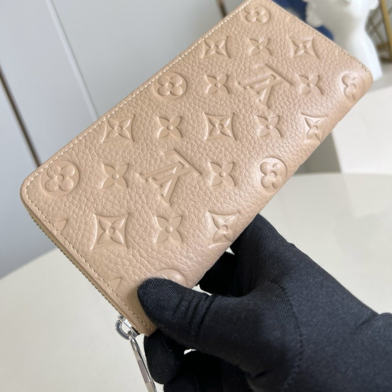 Lv Long Wallet