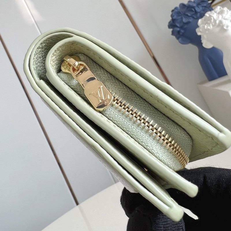 LV Cléa Wallet 