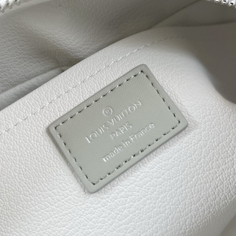 LV  Locker Dopp Kit Handbag