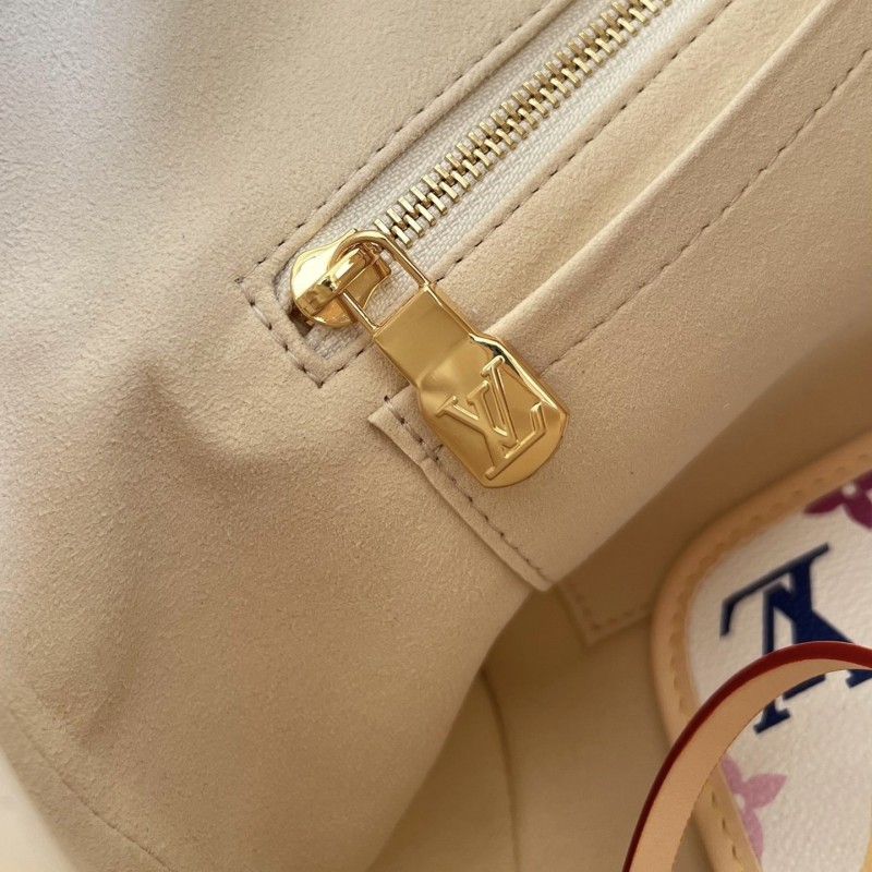LV CarryAll Handbag 