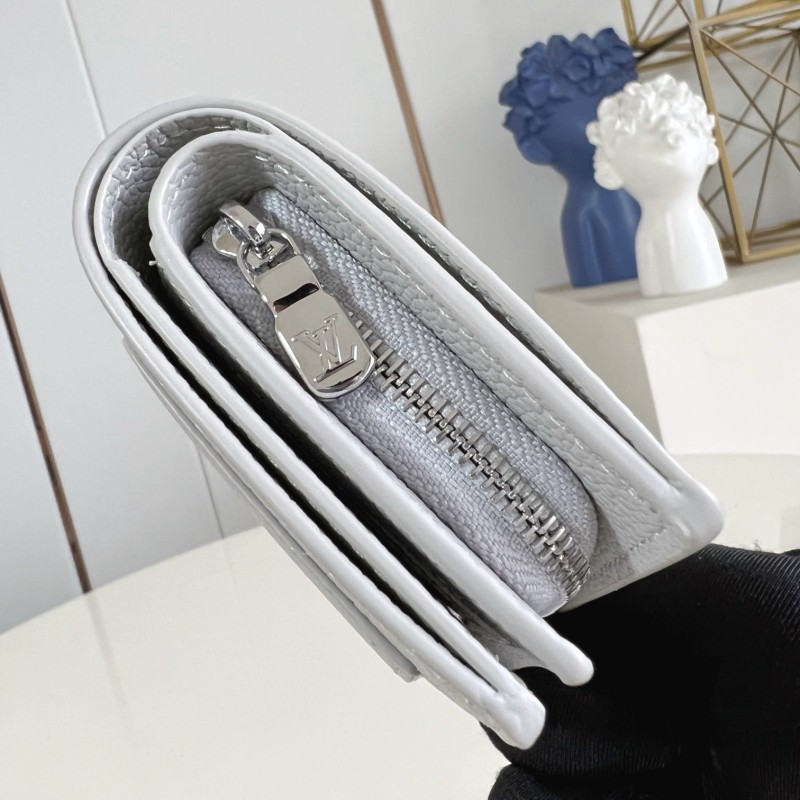 LV Cléa Wallet