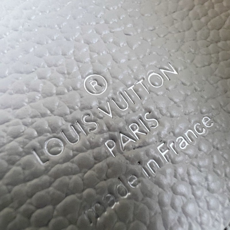 LV Cléa Wallet