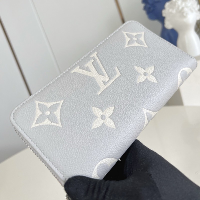 Lv Long Wallet