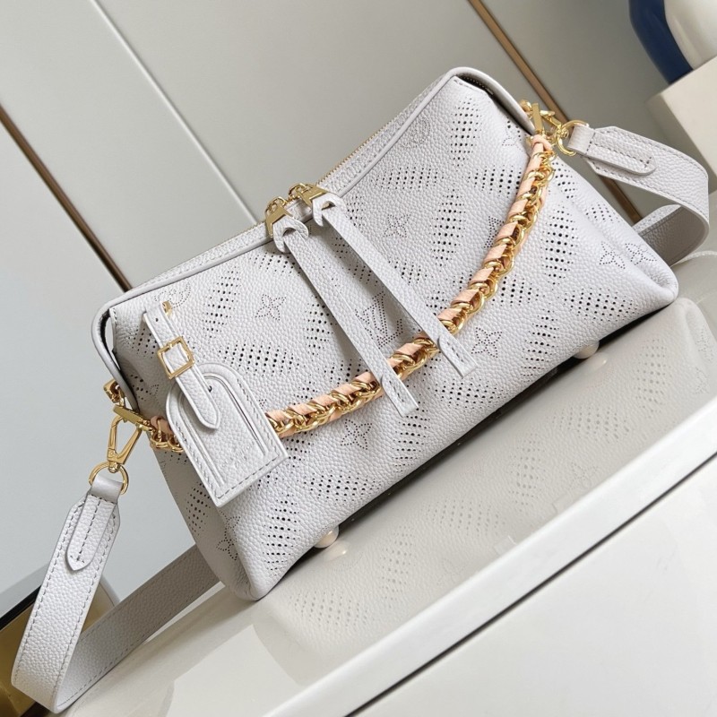 LV Hand It All 