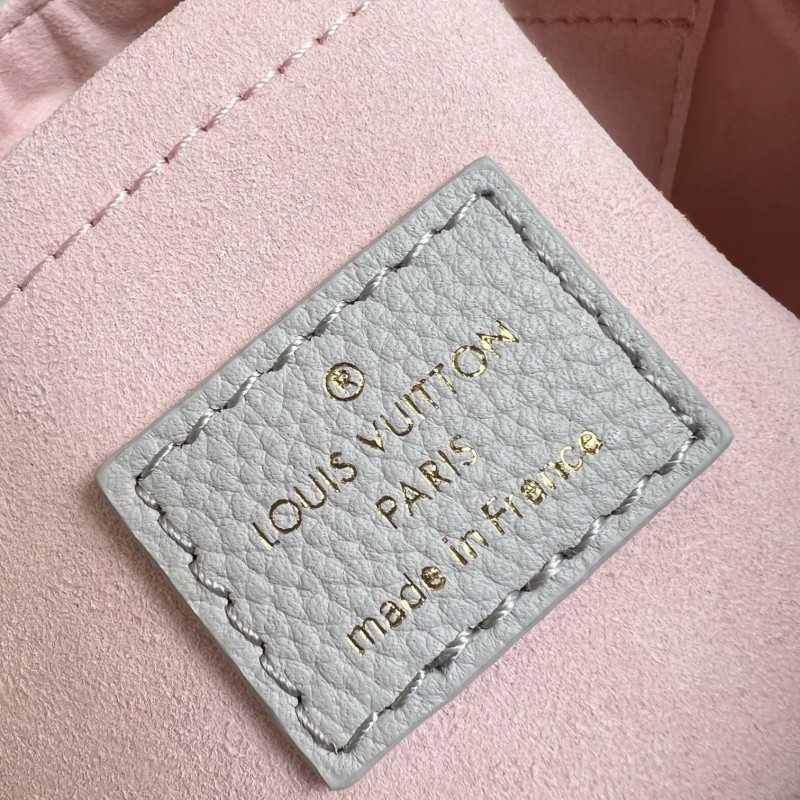 LV Hand It All 
