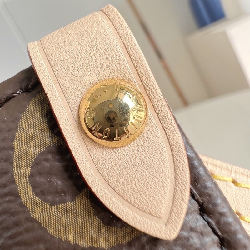 LV OnTheGo Handbag 