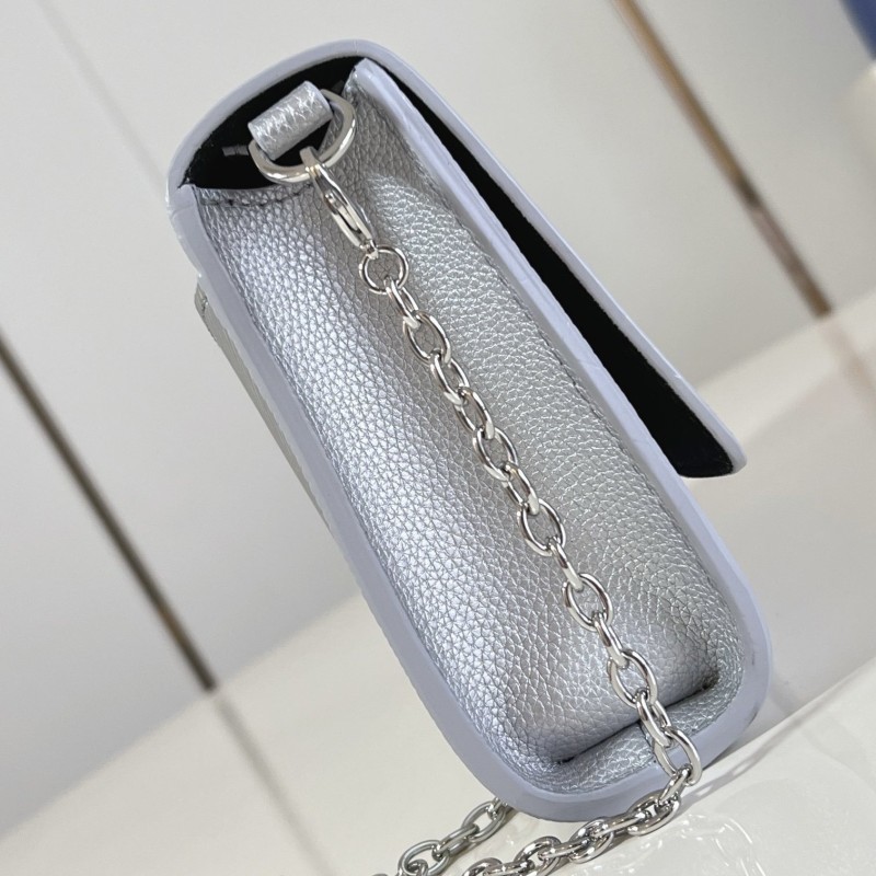 LV Pochette Louise
