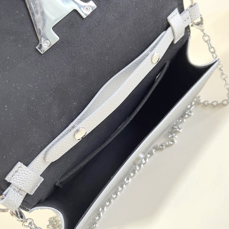 LV Pochette Louise