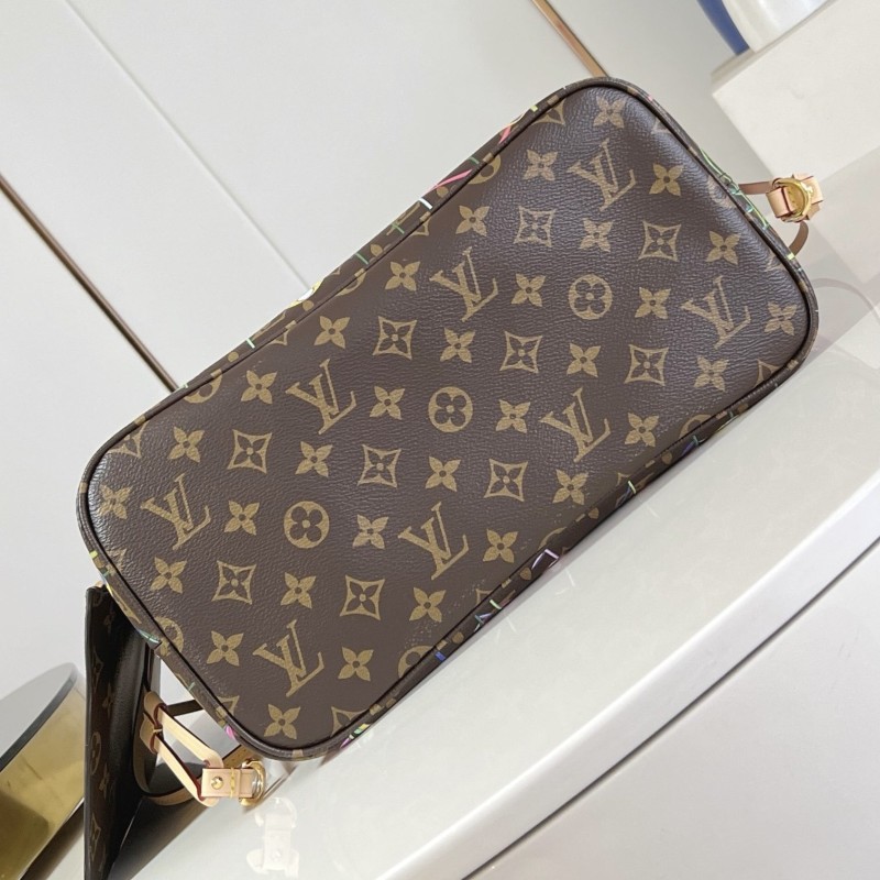LV Neverfull Handbag 