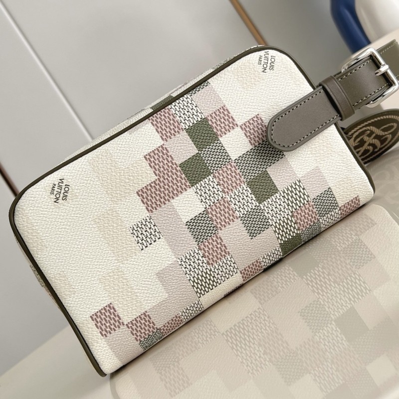 LV Locker Dopp Kit