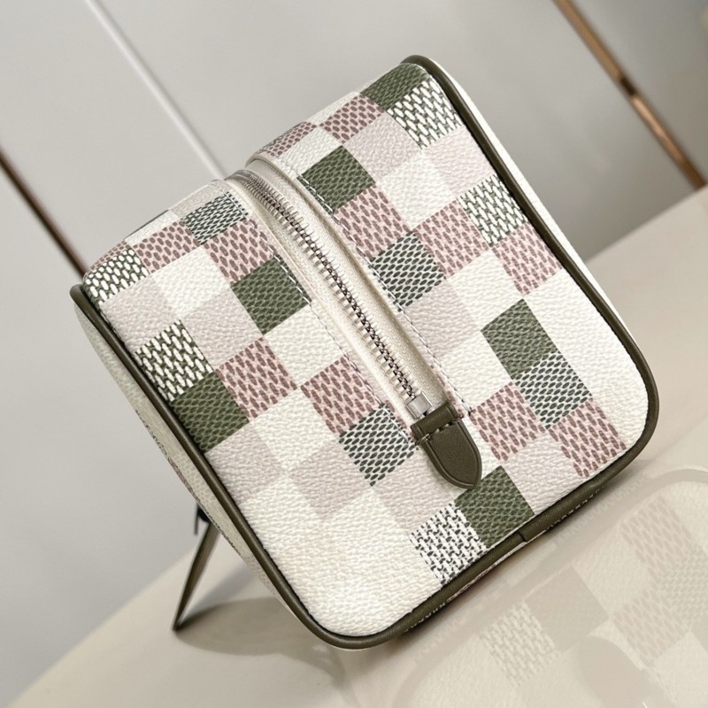 LV Locker Dopp Kit