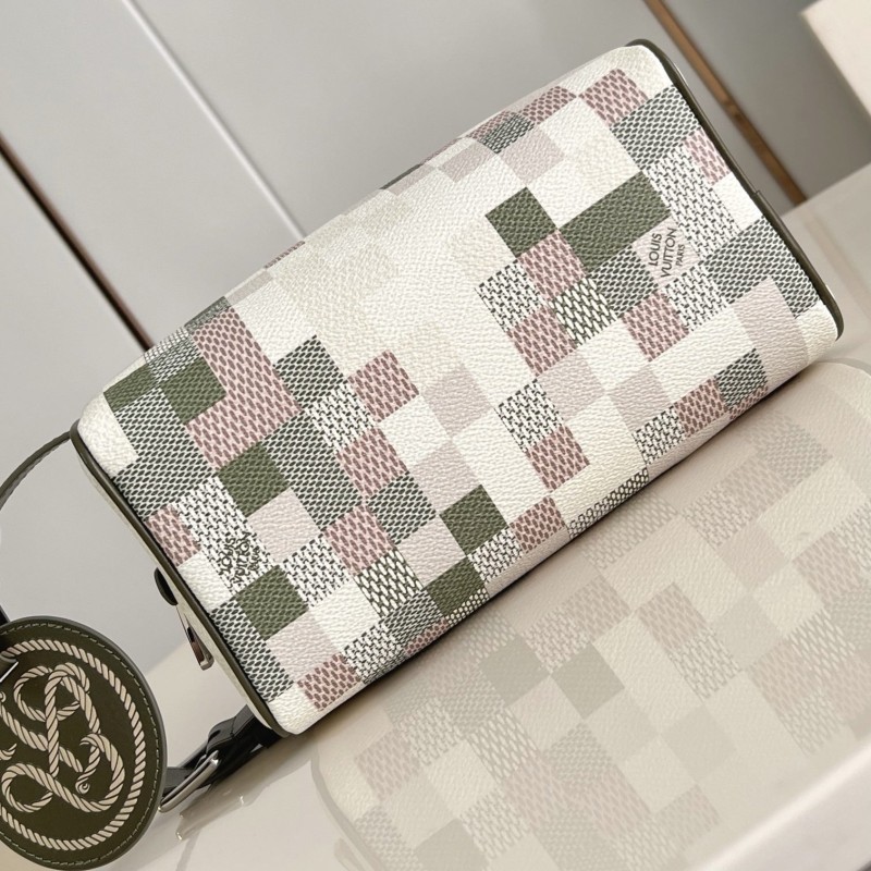 LV Locker Dopp Kit