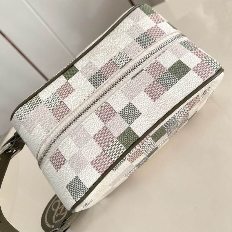 LV Locker Dopp Kit