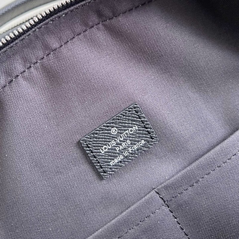 LV Adrian 双肩包