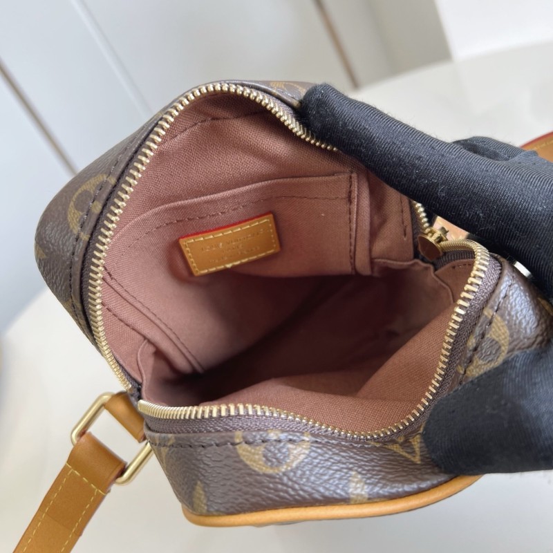 LV Amazone相机包