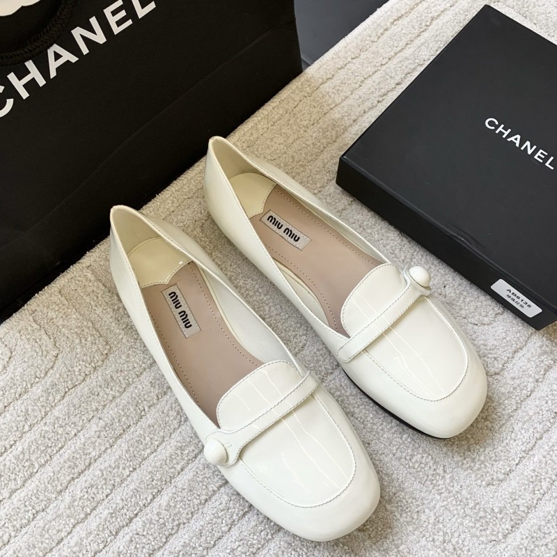 MiuMiu Flats