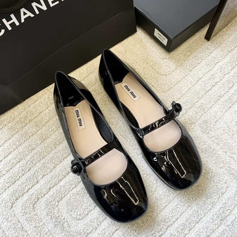 MiuMiu Flats