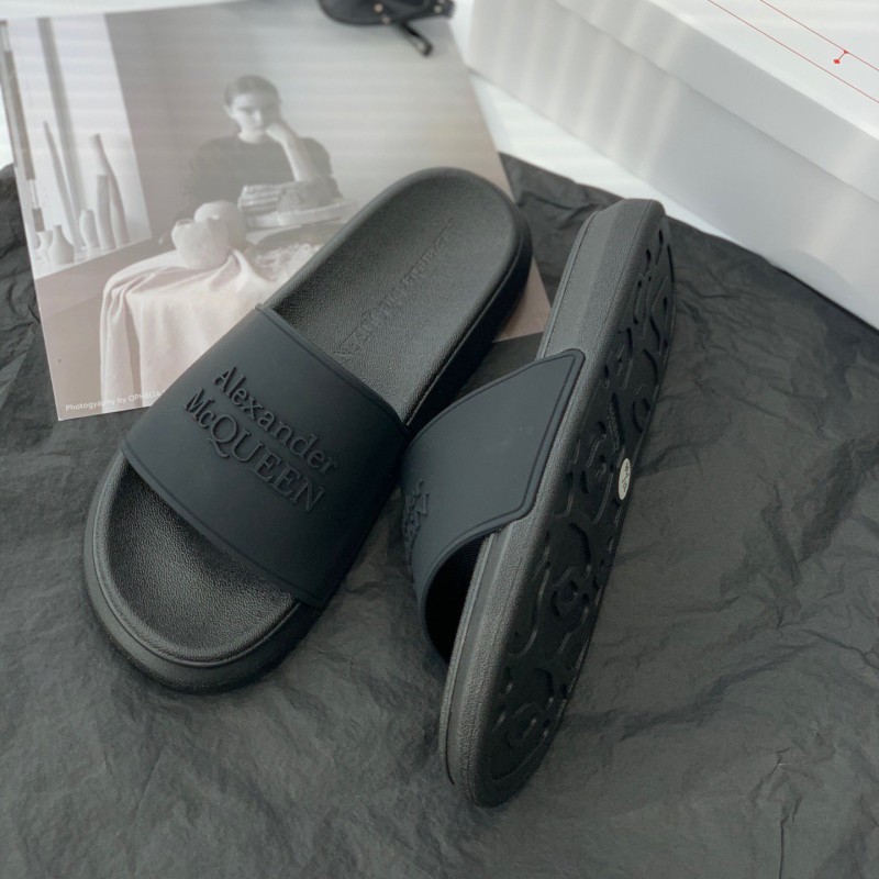 McQueen Unisex Shoes