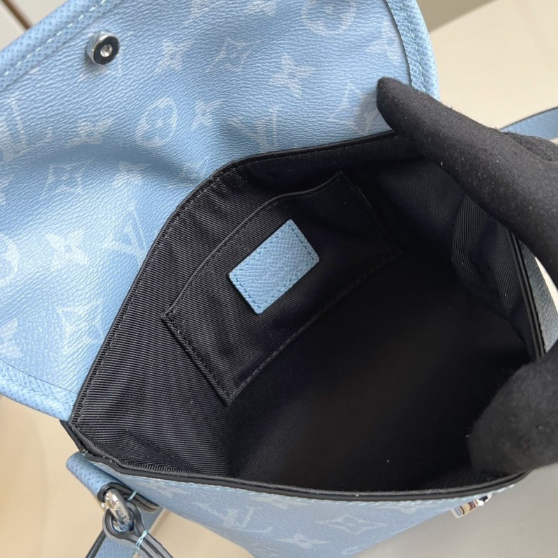 Lv Pulse Sling Bag
