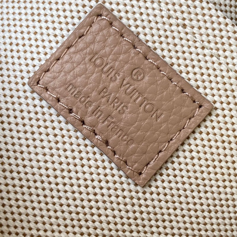 Lv Pochette Voyage
