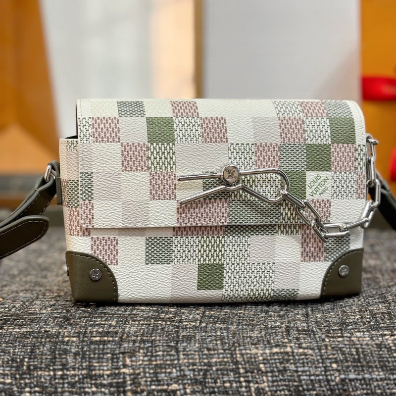 Lv Steamer