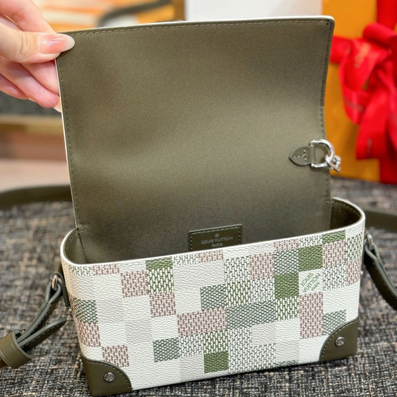 Lv Steamer