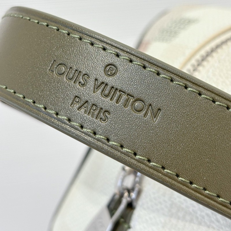 Lv Locker Dopp Kit