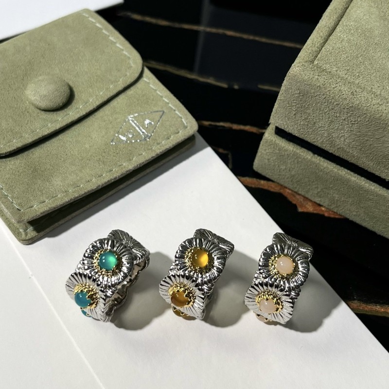 VCA Ring