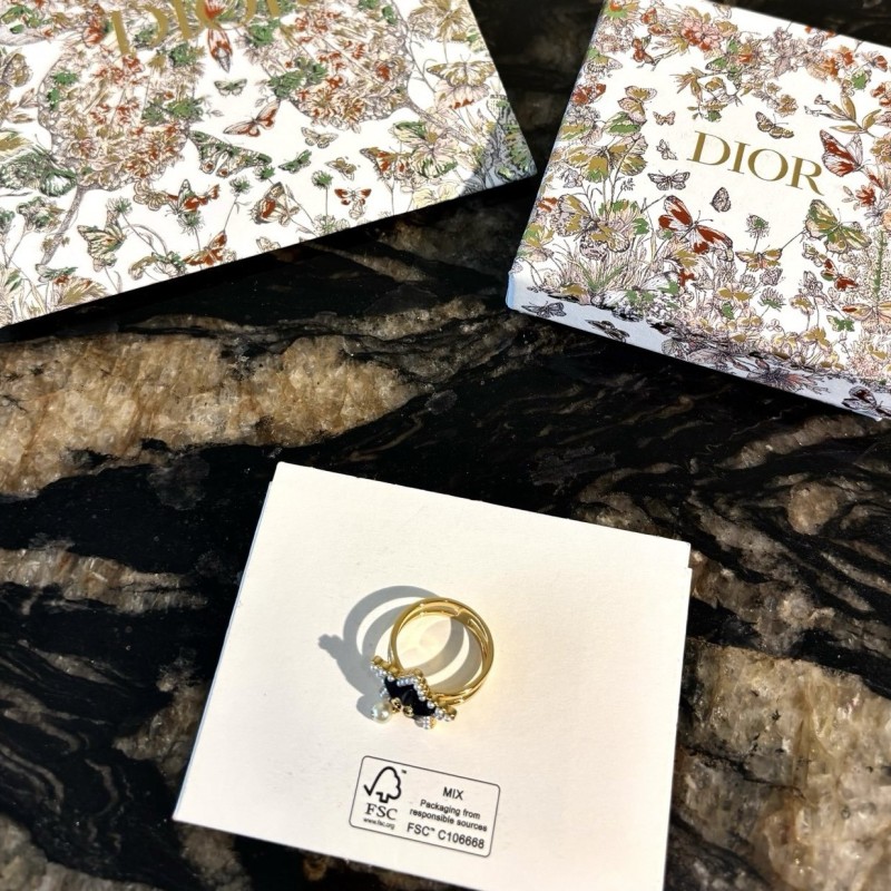 Chanel Ring