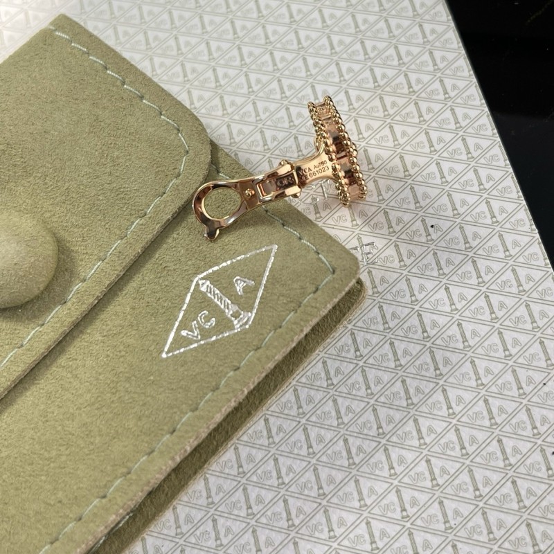 VCA Earrings 