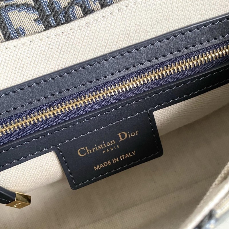 Dior Besace Handbag
