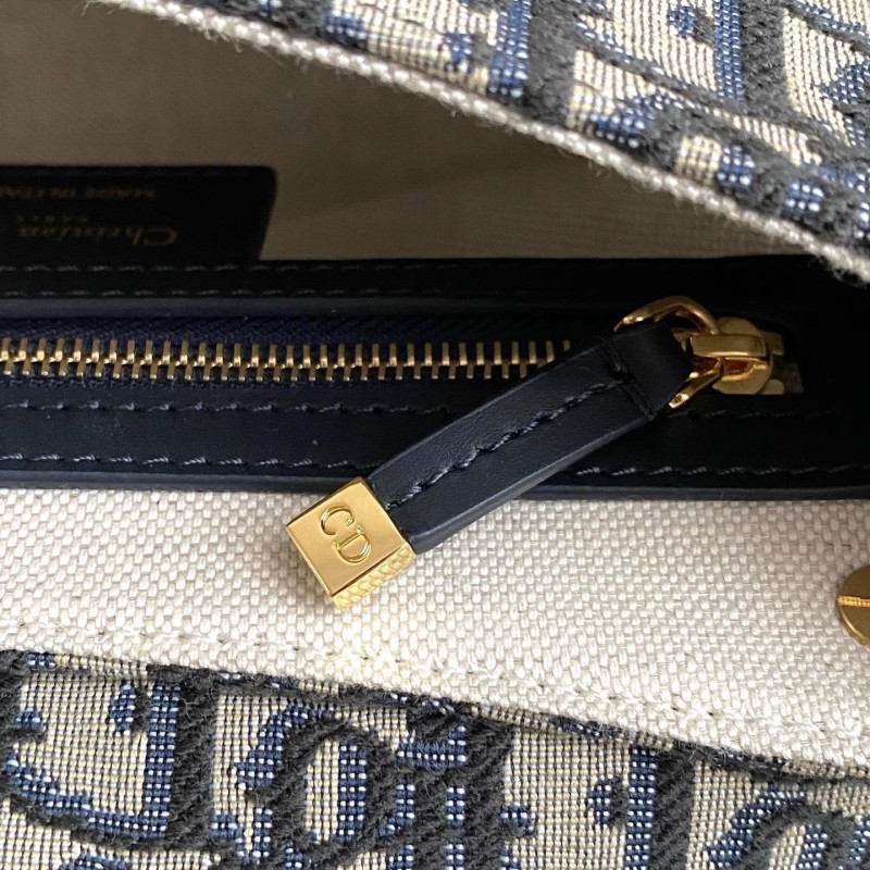 Dior Besace Handbag
