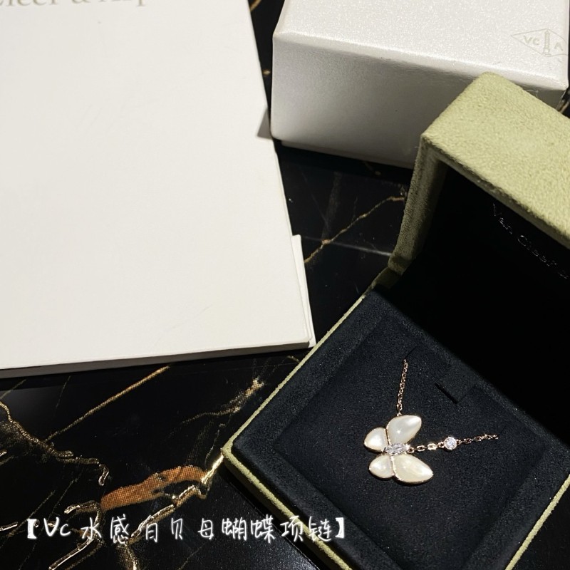 VCA Necklace 