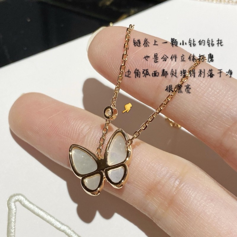 VCA Necklace 