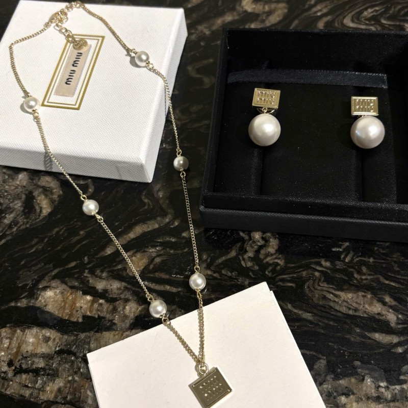 MiuMiu Necklace 