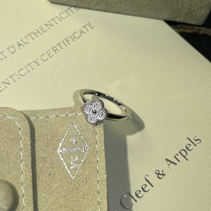 VCA Ring