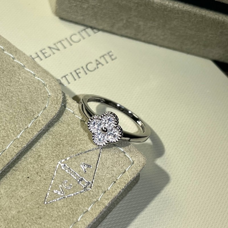 VCA Ring