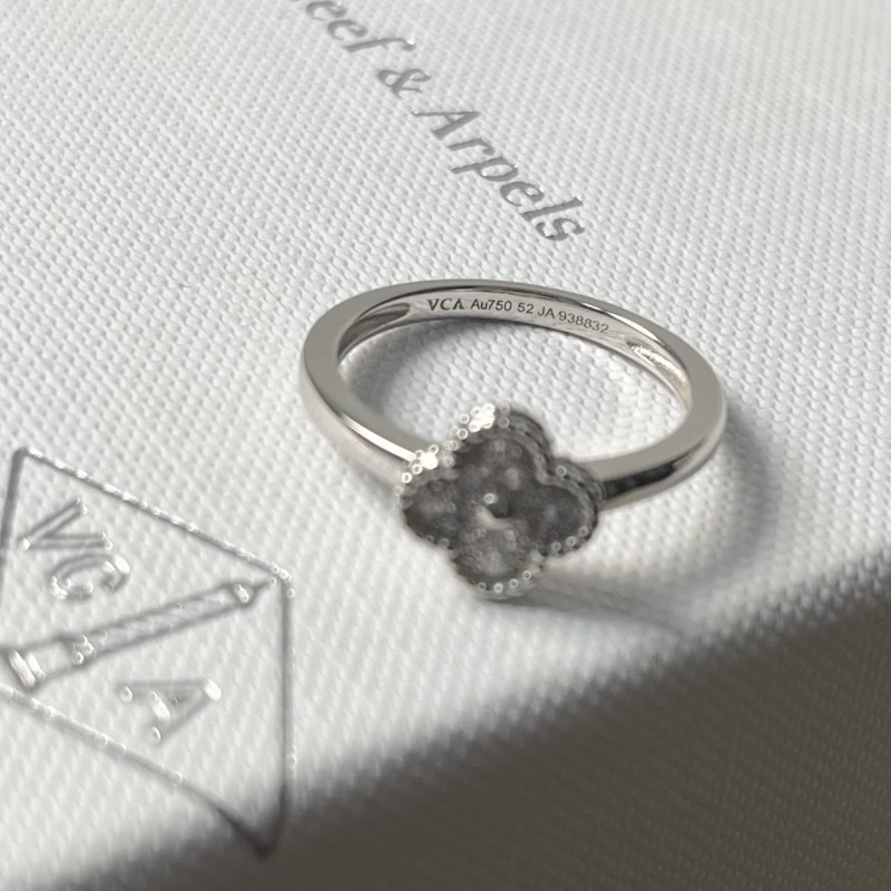 VCA Ring