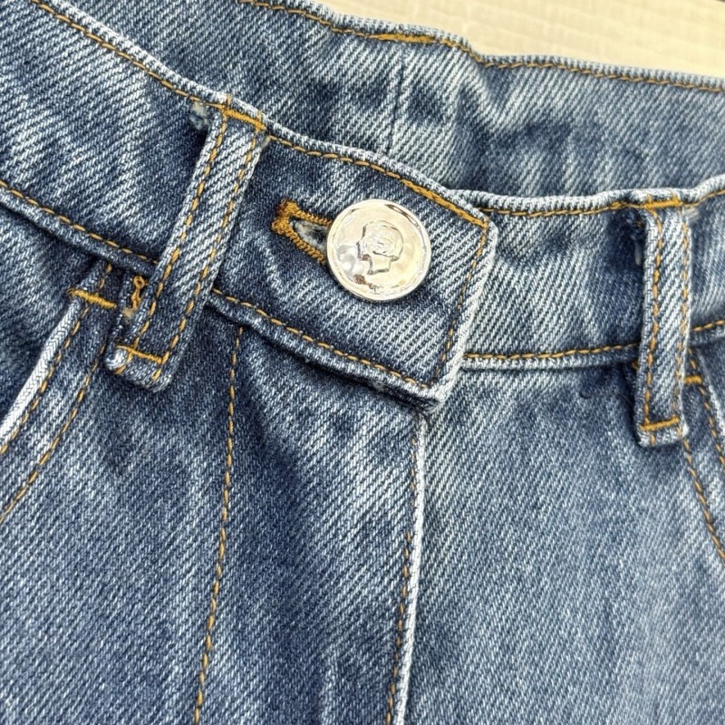 Chanel Jeans