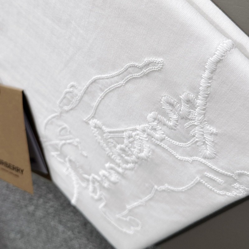 Burberry Unisex  Tee
