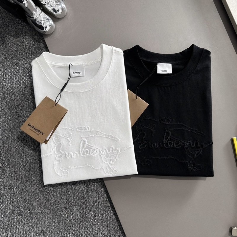 Burberry Unisex  Tee