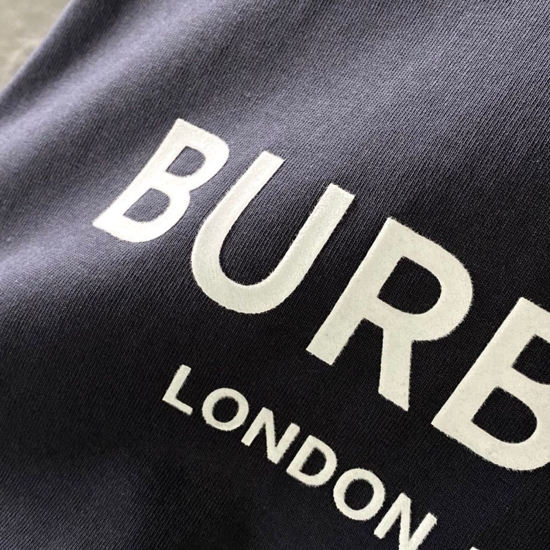Burberry Unisex  Tee