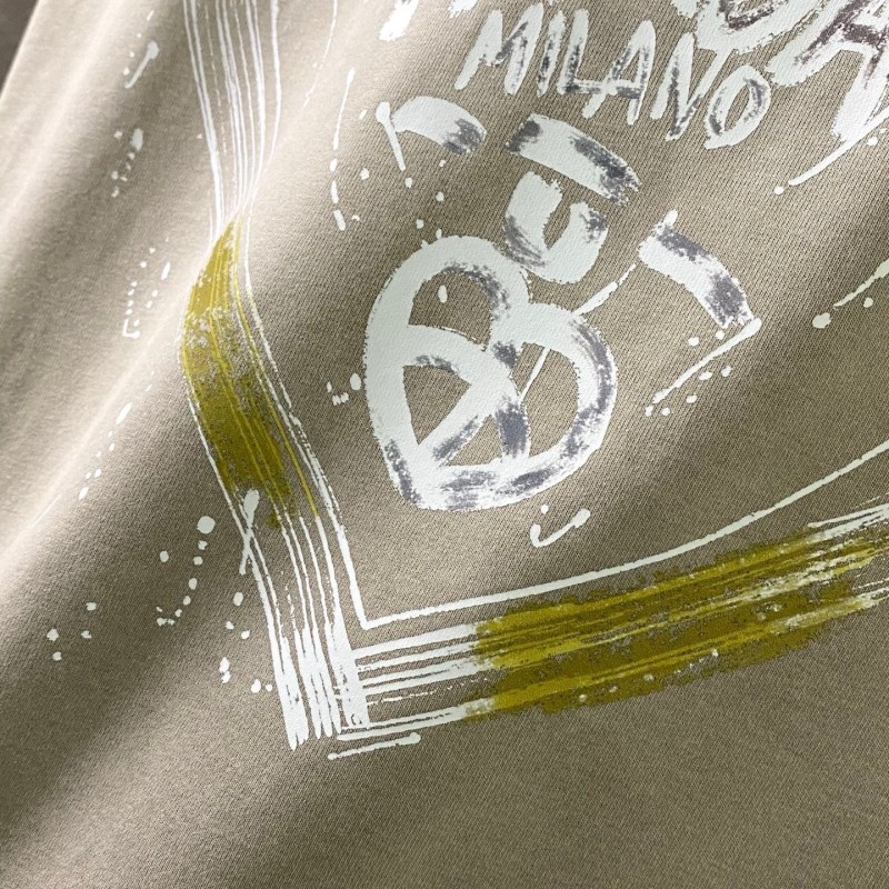 Burberry Unisex  Tee