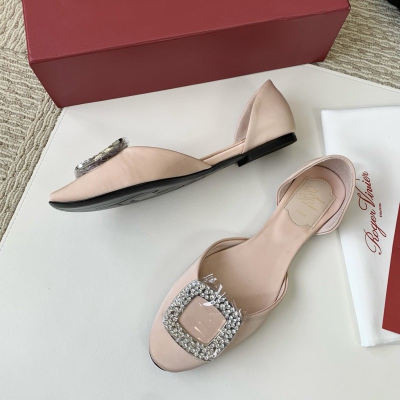 Roger Vivier Flats
