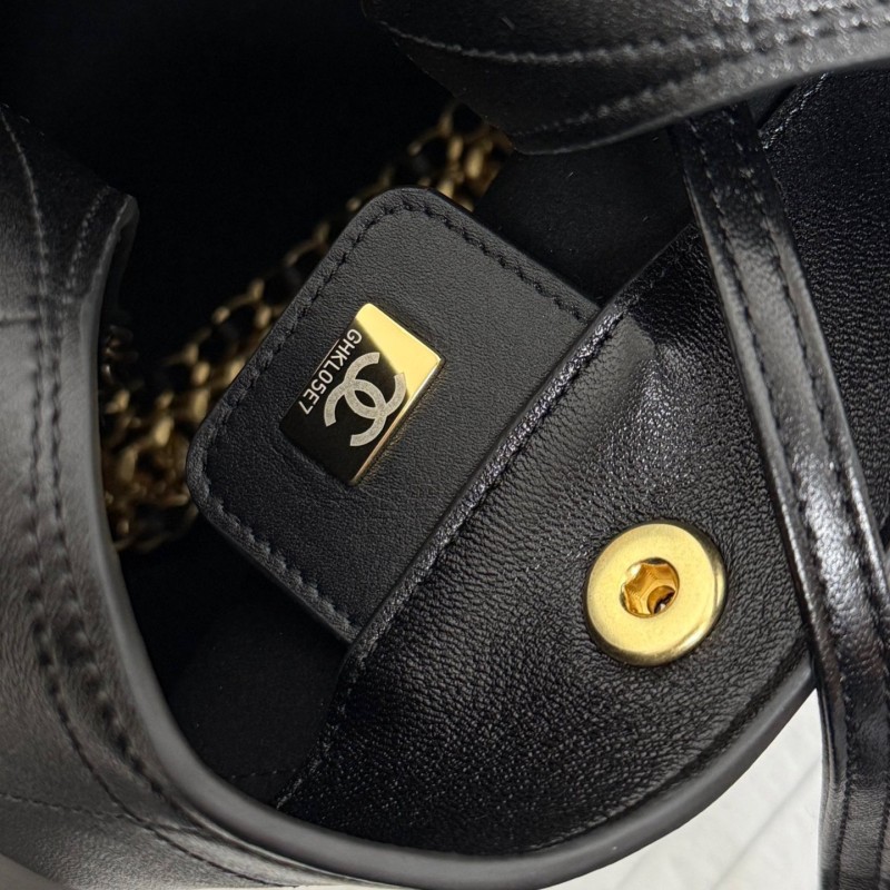 Chanel 25P Hono Bag