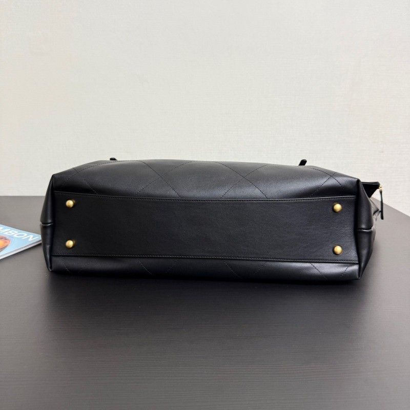Chanel 25P Hobo