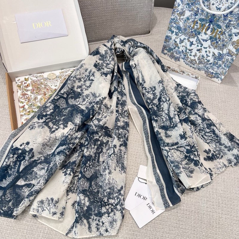 Dior Shawl