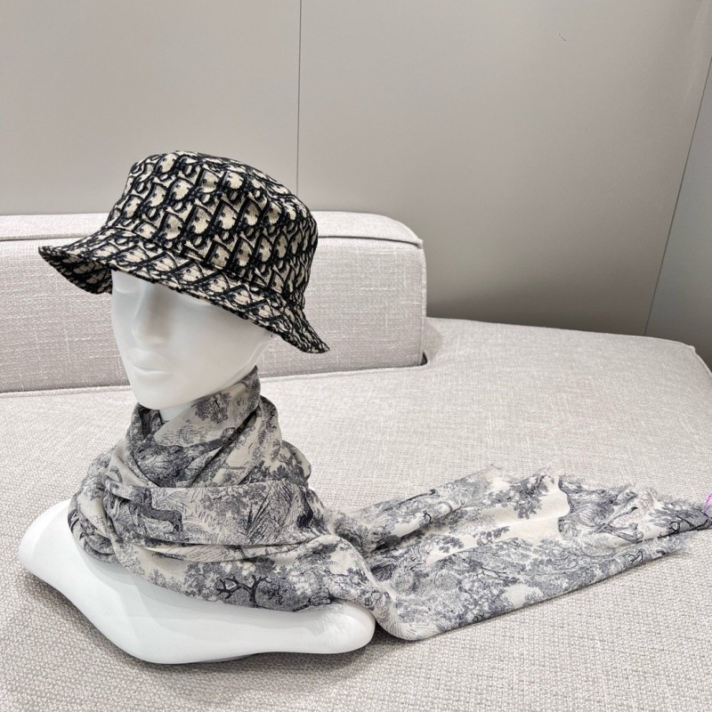 Dior Shawl
