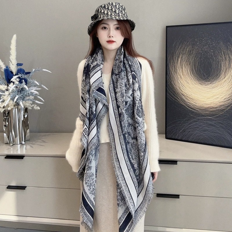 Dior Shawl